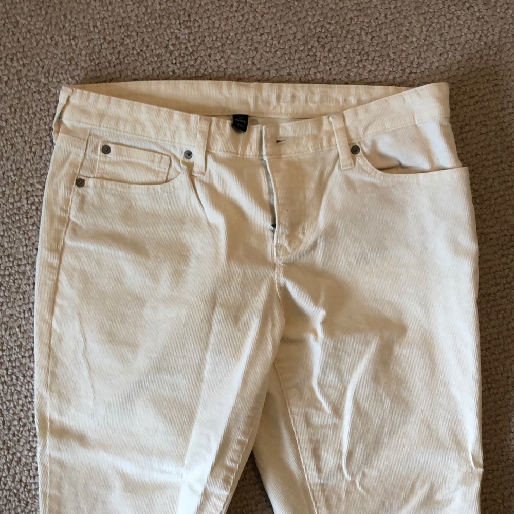 White Cordorouy pants